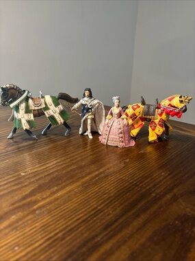 👑 Papo & Schleich Medieval Royal Figure Lot Prince Princess Horses 4 Collectibl